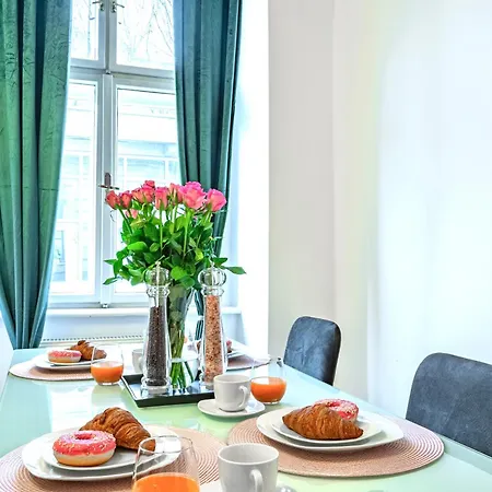 Apartament Unique Historic Palace