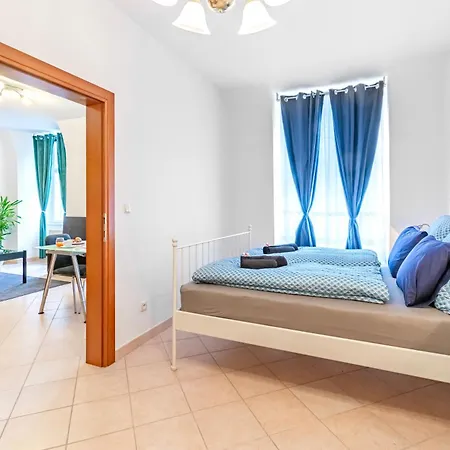 Unique Historic Palace Apartment Pressburg