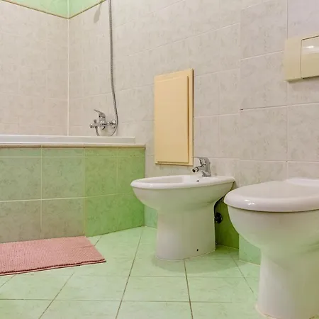 Unique Historic Palace Apartment *